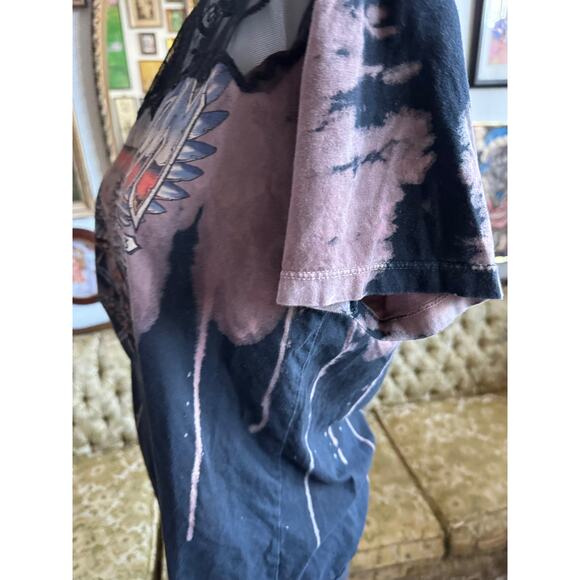 Affliction Lace & Bleached Graphic Tee Size Medium - Picture 3 of 4